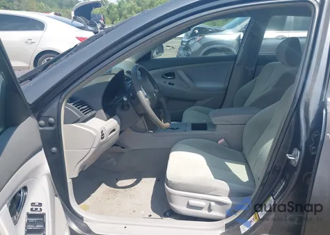 2007 Toyota Camry Ce/Le/Se/Xle z USA, uszkodzony, nr VIN 4T1BE46K874651077